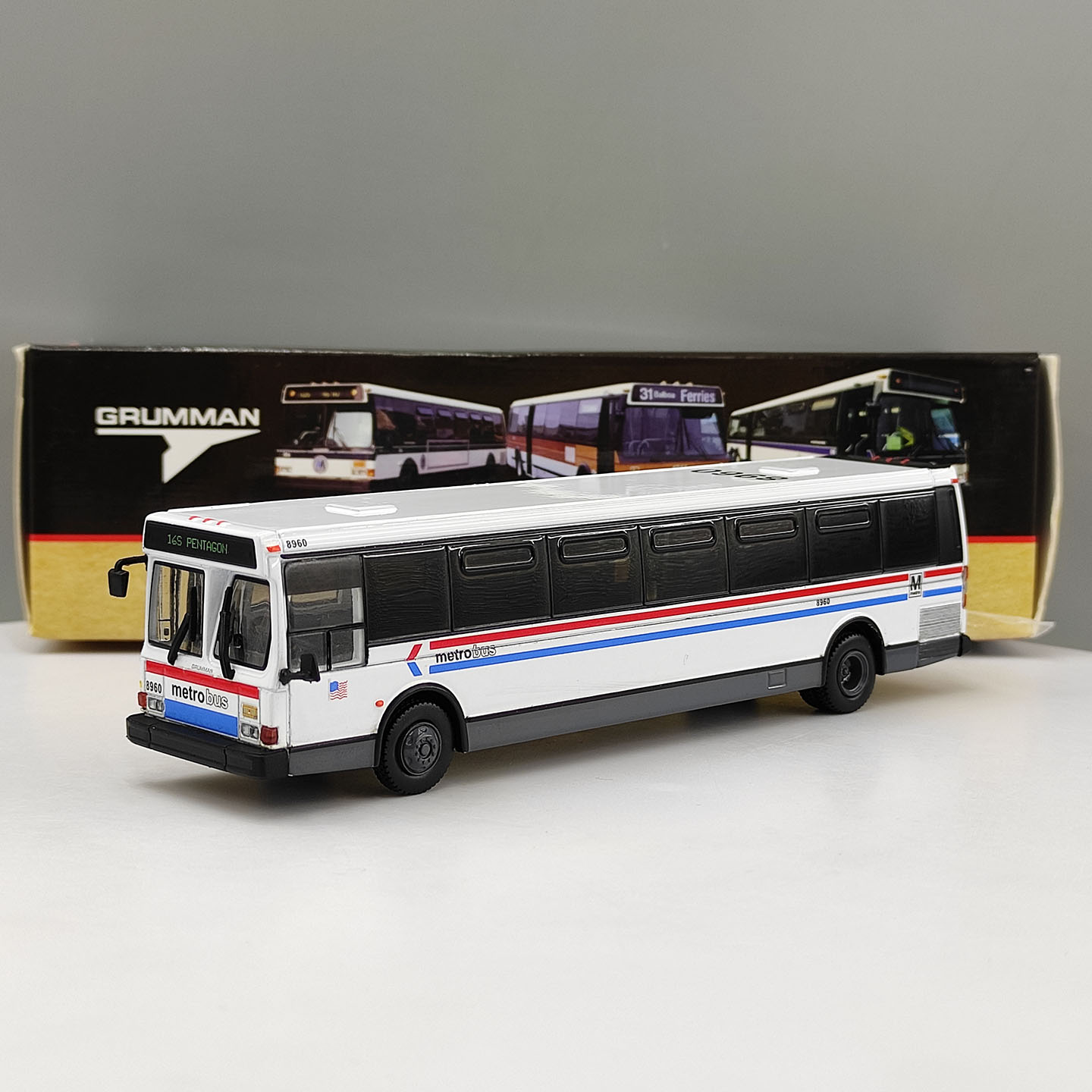 Diecast IR 1:87 Scale Vintage  - Vintage Collectible Toy Cars 评论和价格