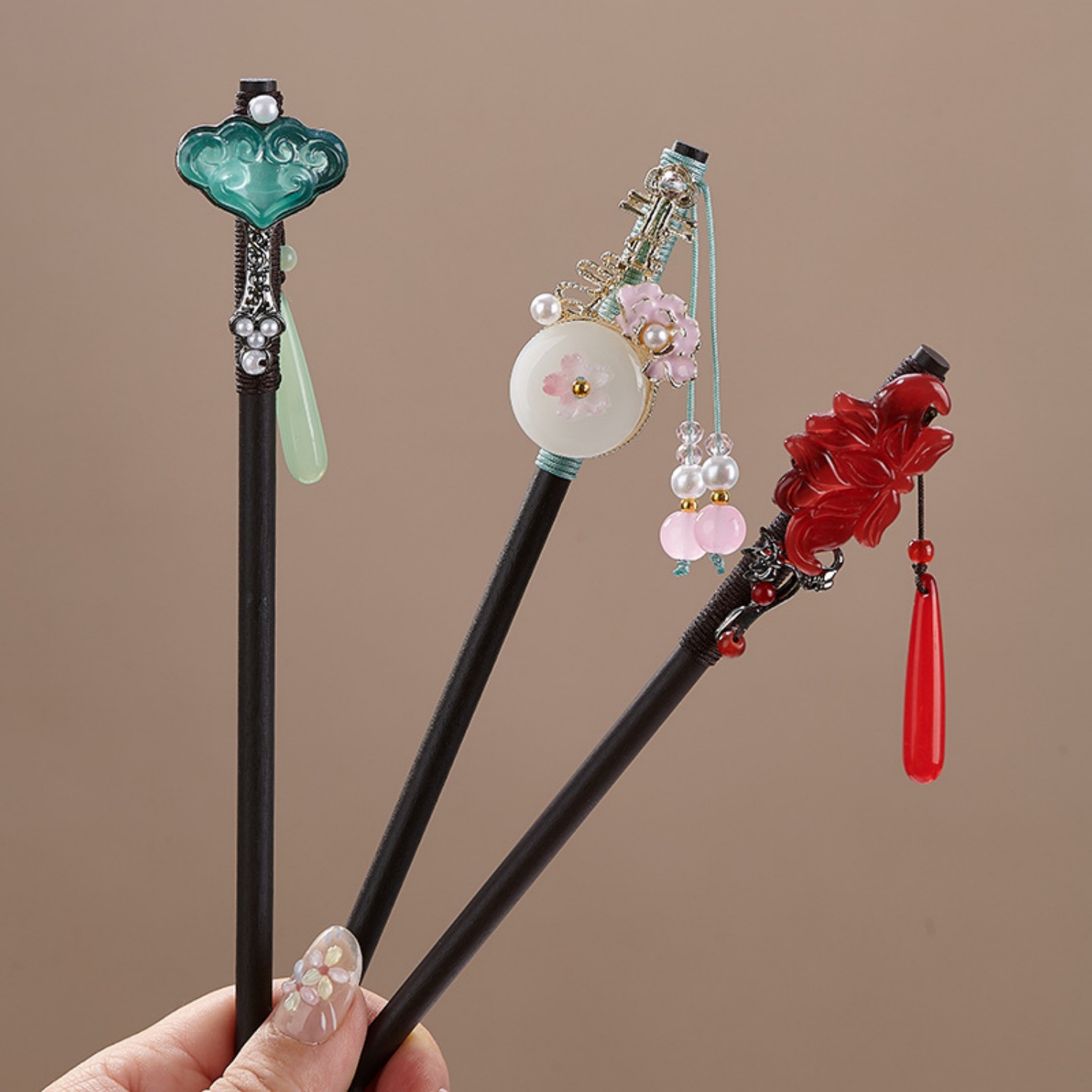 Vintage Flower Hairpin For Wom - Vintage Jewelry Collection 评论和价格