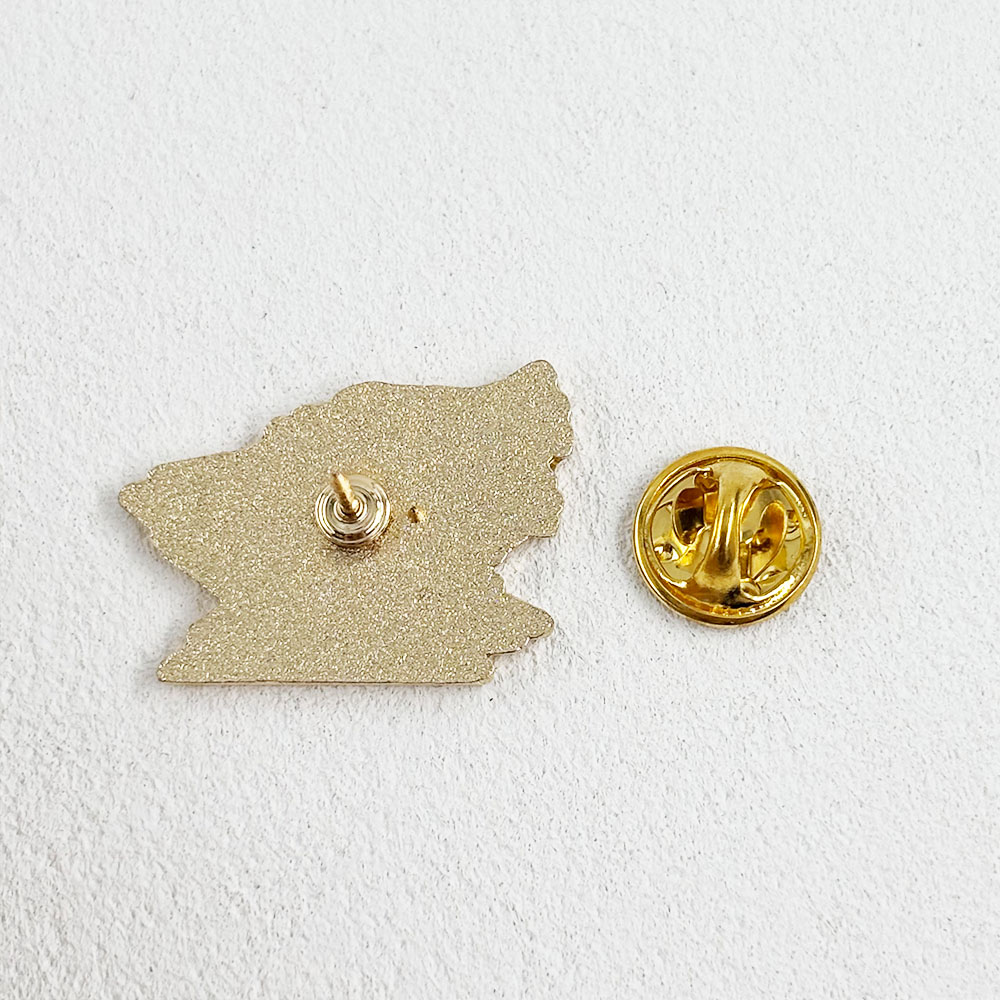 Fanged Wolf Metal Brooch, Dark - Vintage Collectible Clothing 评论和价格