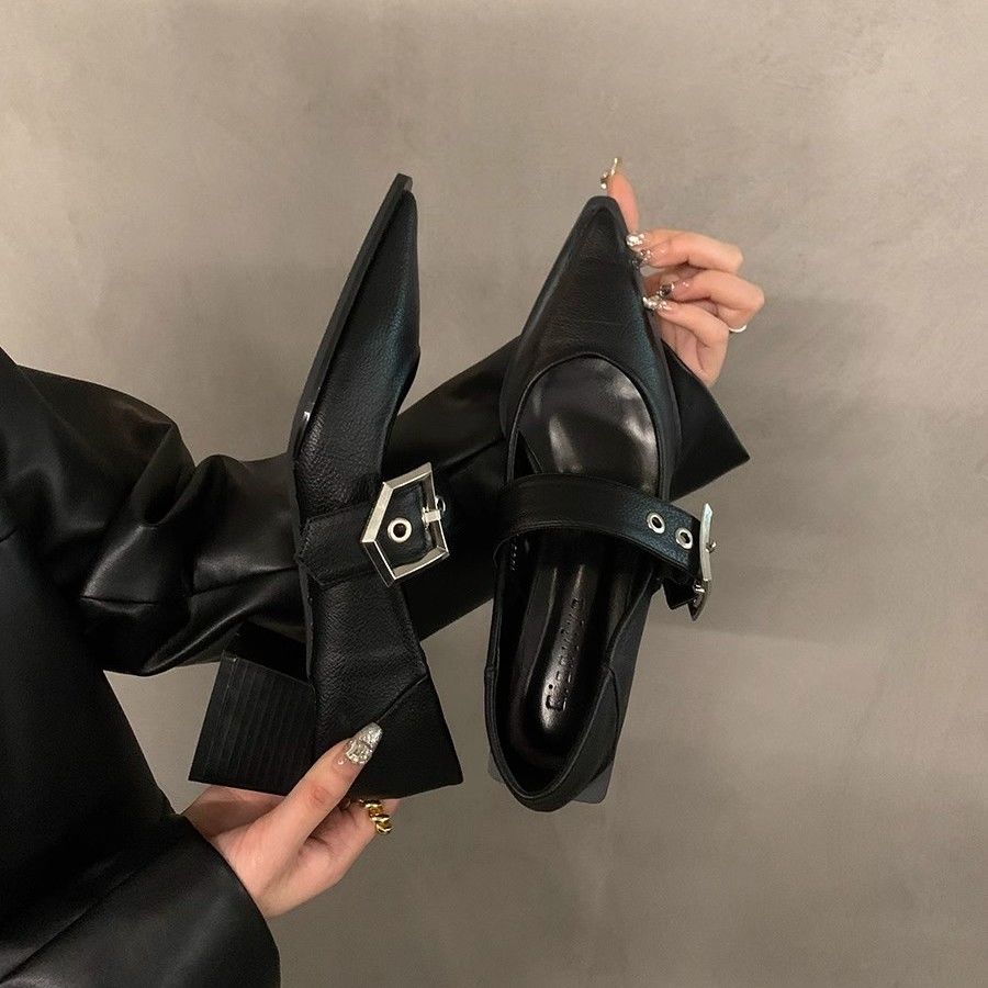 Vintage Women Mary Jane Pointe - Vintage Collectible Shoes 评论和价格